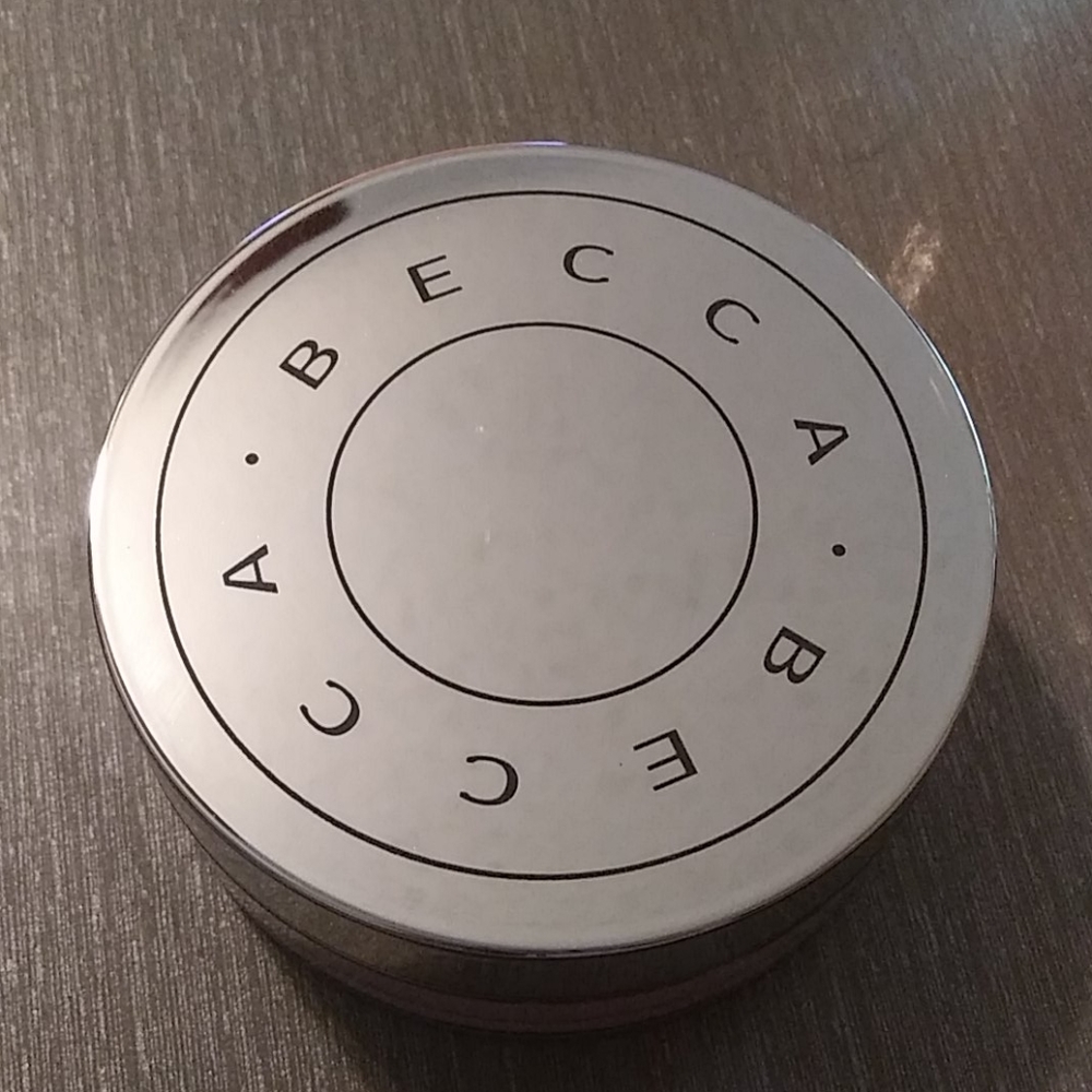 Becca  Hydro Mist powder
